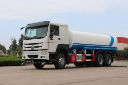 SINOTRUK HOWO 20CBM WATER TANKER TRUCK | IMG_4327