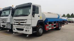 SINOTRUK HOWO 15CBM WATER TANKER TRUCK | howo 4x2水车 图案一 (3)