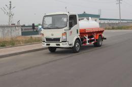 SINOTRUK HOWO SUCTION-TYPE SEWER SCAVENGER LIGHT TRUCK | IMG_8094