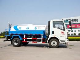 Light Duty Water Tanker Truck | sinotruk howo Light-Duty-Water-Tanker-Truck