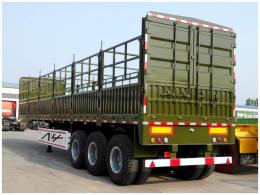 Stake Cargo Semi Trailer | sinotruk howo Stake Cargo Semi Trailer4