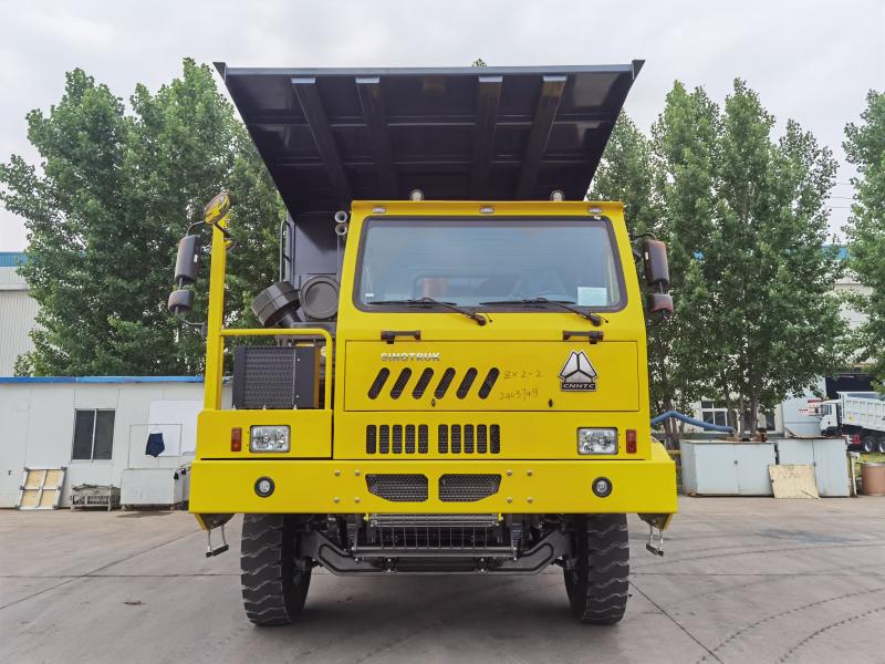 HOWO 90 Tons mining dump truck